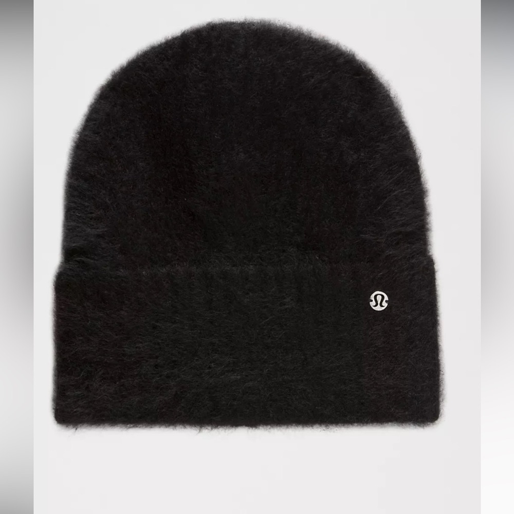 Lululemon Unisex Fuzzy Cashmere Beanie Black